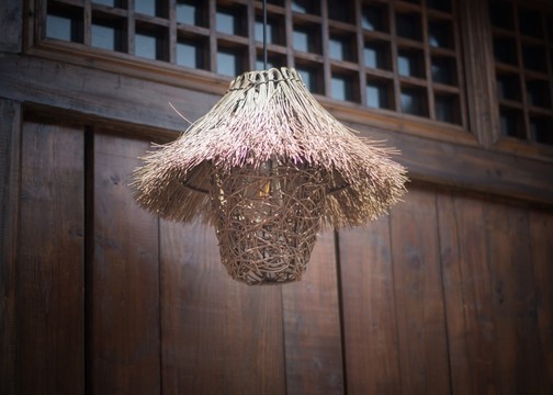 草編燈