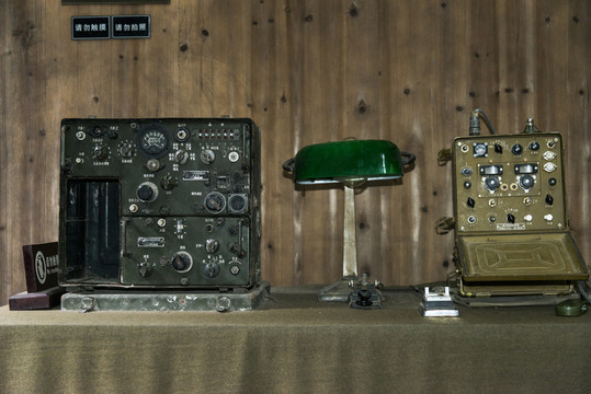 軍用電臺