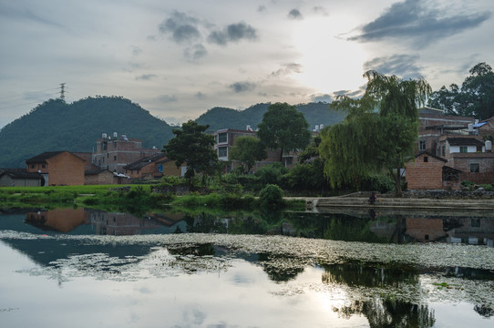 八寶風(fēng)光