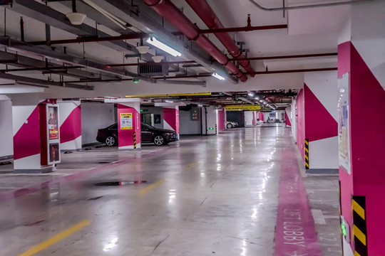 地下停車場(chǎng) 車庫(kù) 商業(yè)配套