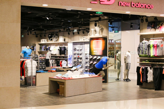 運(yùn)動品牌店