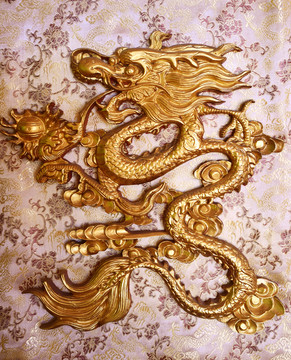 金龍浮雕