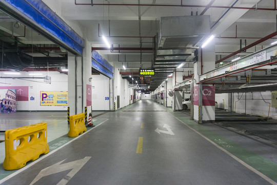 地下停車場