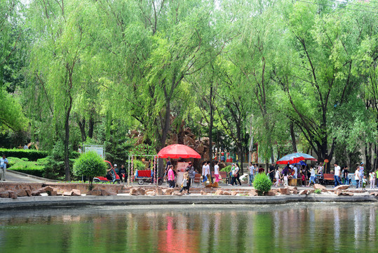 公園