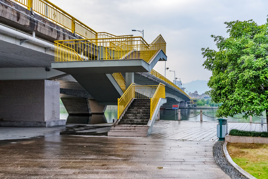 橋梁樓梯