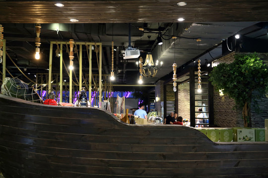 商場(chǎng)餐飲吧臺(tái)