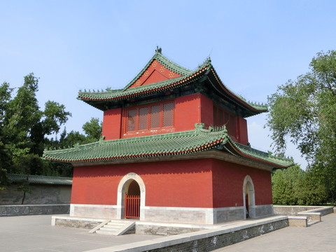 地壇鐘樓