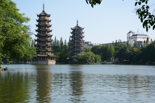 桂林日月雙塔
