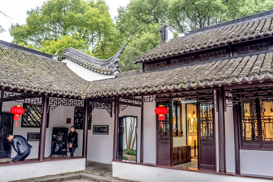 瓦當(dāng) 圍墻 月亮門 青瓦圍墻