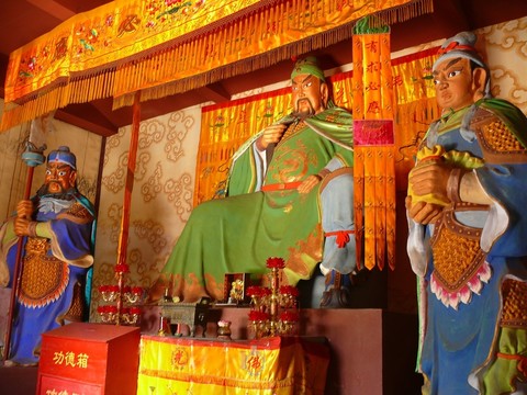 關(guān)公塑像