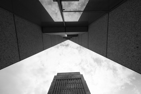 現(xiàn)代建筑