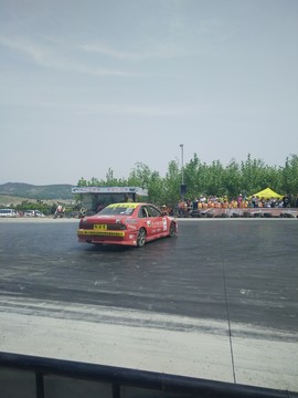 汽車特技表演