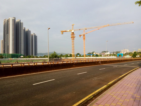 房地產(chǎn)建設(shè) 保障房 吊塔吊機(jī)