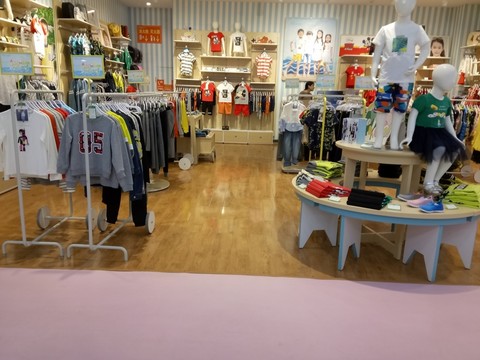 品牌童裝專賣店 童裝專柜