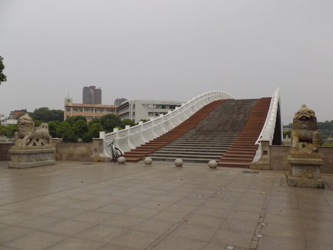步月橋頭