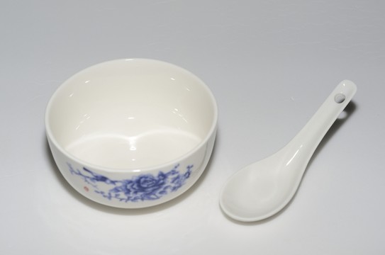 餐具