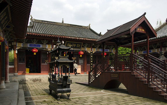 天師府中心殿