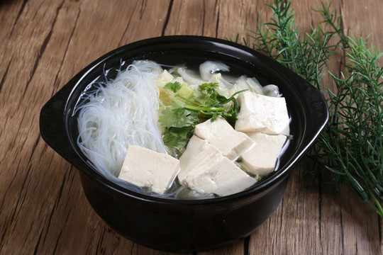 砂鍋白菜粉絲豆腐