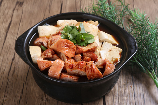 砂鍋肥腸豆腐