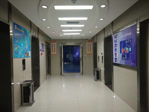 電梯廳