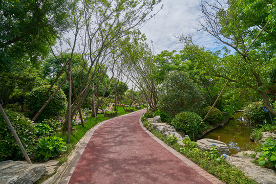 彩色柏油路面