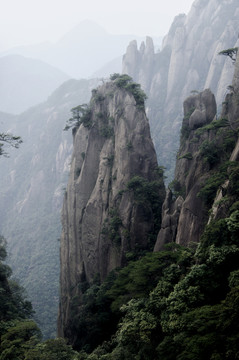 霧繞三清山