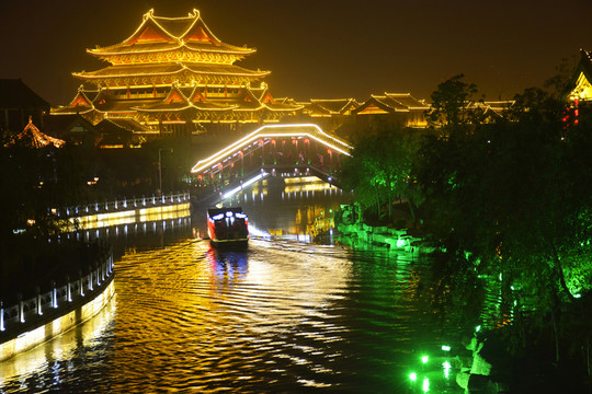 開封七盛角夜景