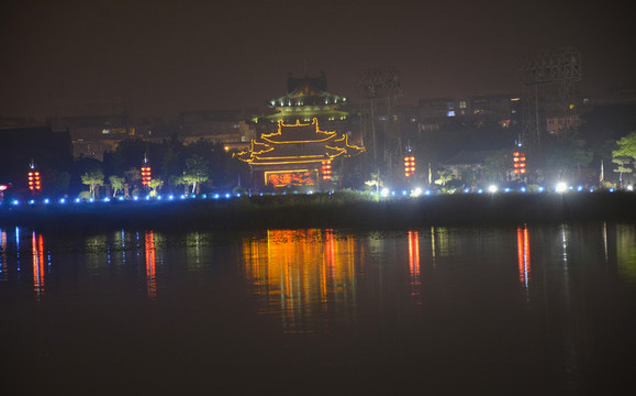 天波楊府夜景