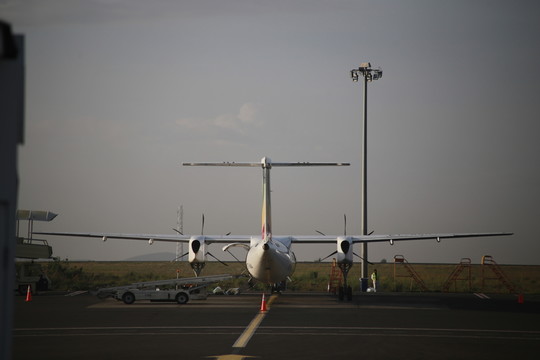 飛機(jī)尾部