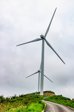 風(fēng)能風(fēng)機(jī) 風(fēng)車公路