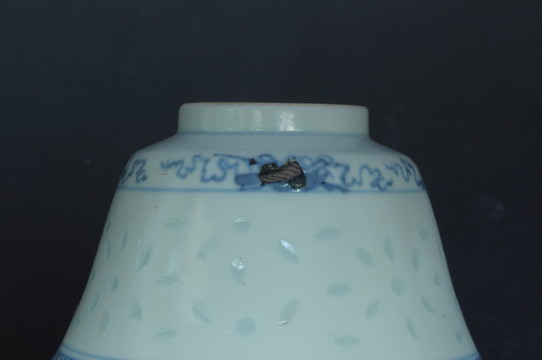 青花撥釉