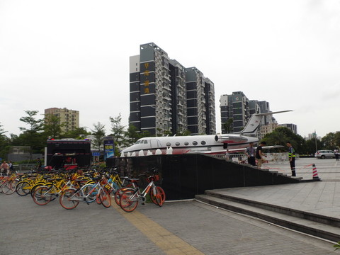 寶安街景