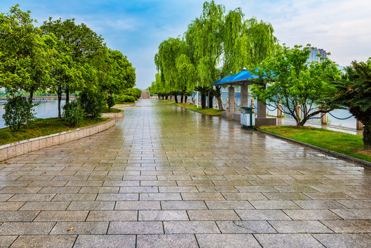 江濱景觀帶