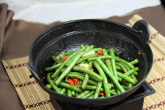 鐵鍋長(zhǎng)豆角