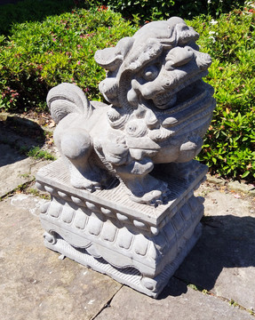 石獅子