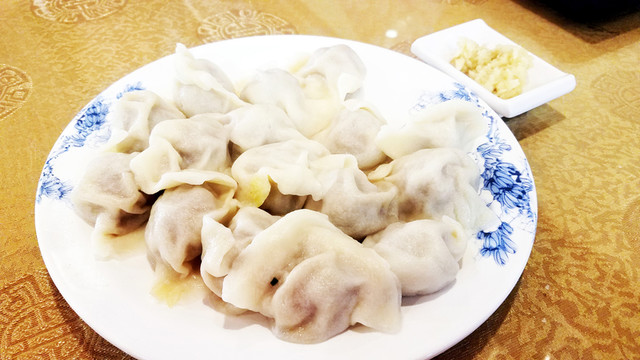 水餃