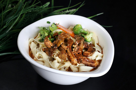 大寬牛肉面