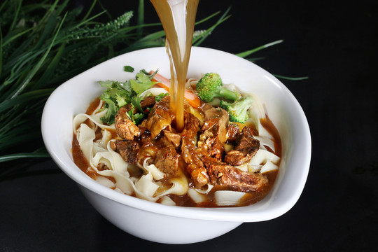 大寬牛肉面
