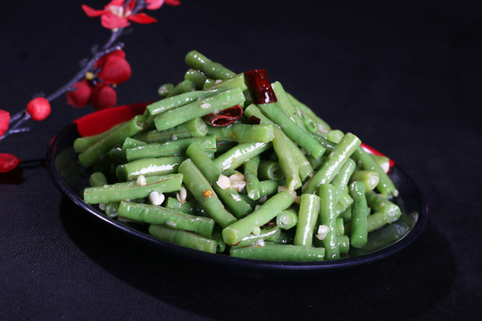 涼拌長(zhǎng)豆角