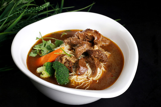 毛細(xì)牛肉面