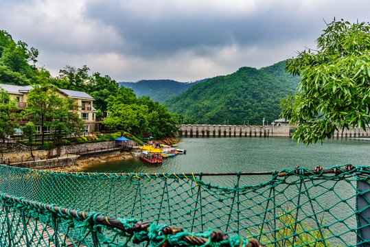 淋漓湖