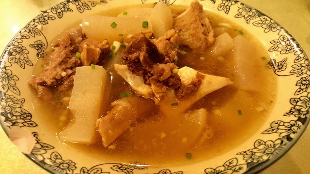 蘿卜排骨湯