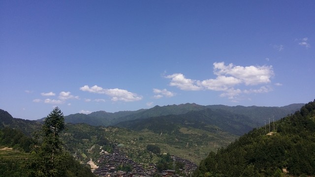 藍(lán)天白云