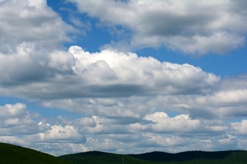 藍(lán)藍(lán)的天空白云飄