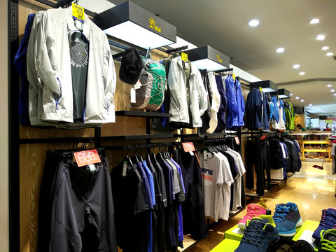 運動裝店