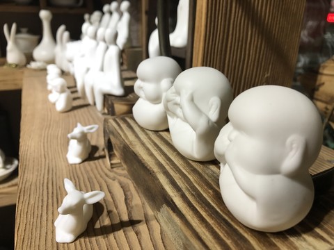 陶瓷小和尚