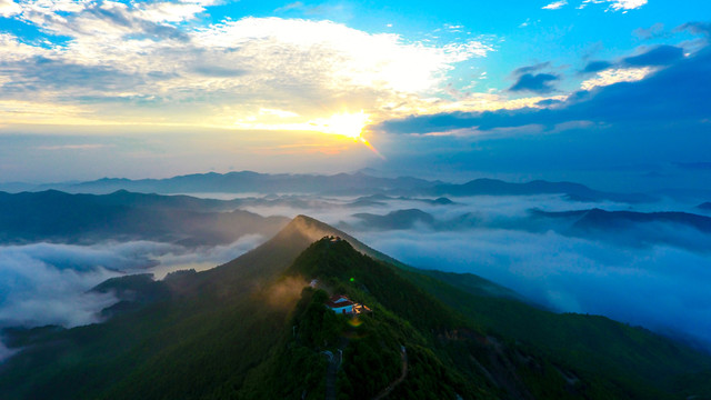 云海 洛陽山