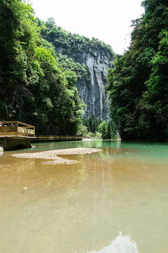 峽谷淺灘