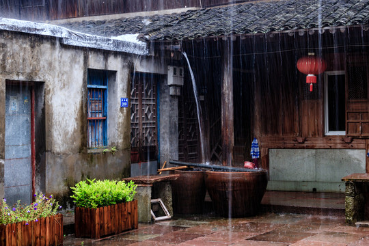 農(nóng)家院子 鄉(xiāng)村暴雨