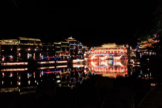 湘西鳳凰古城夜景